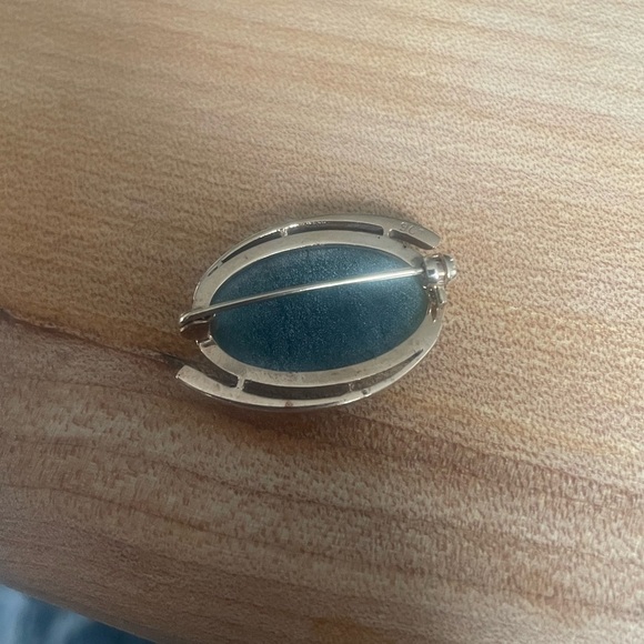 Antique Nephrite Jade 9K Brooch - Picture 15 of 15